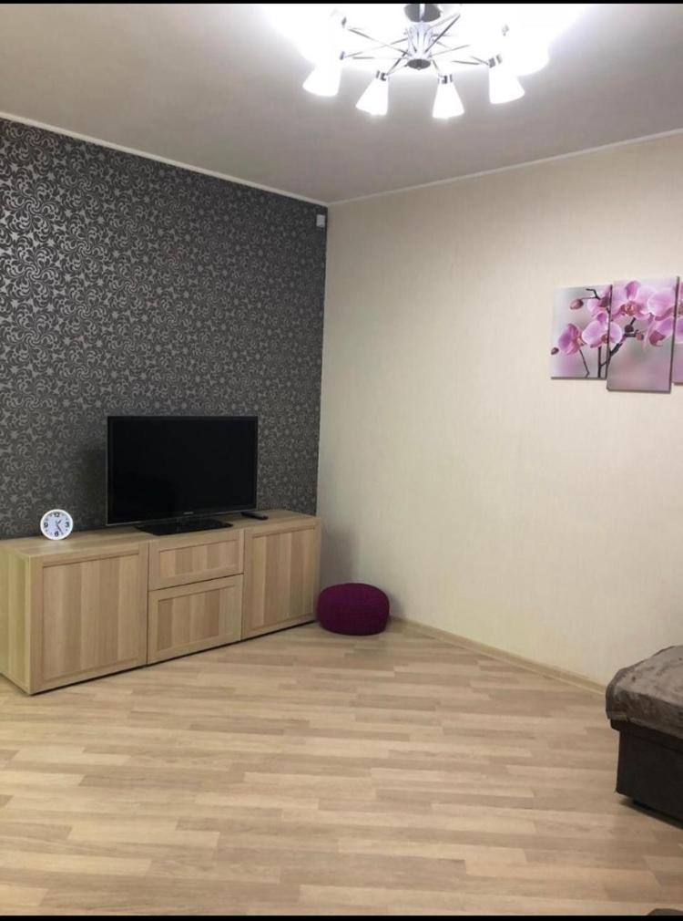 Apartamenty Na Sibgata Hakima U Riviery Kazan Exterior photo